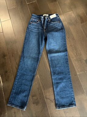 Abercrombie & Fitch 90’s Straight Leg Jeans